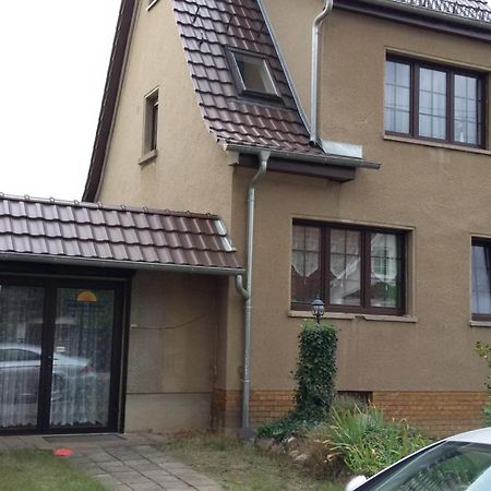 Kleine Ferienwohnung Am Stadtrand Von Λειψία Εξωτερικό φωτογραφία