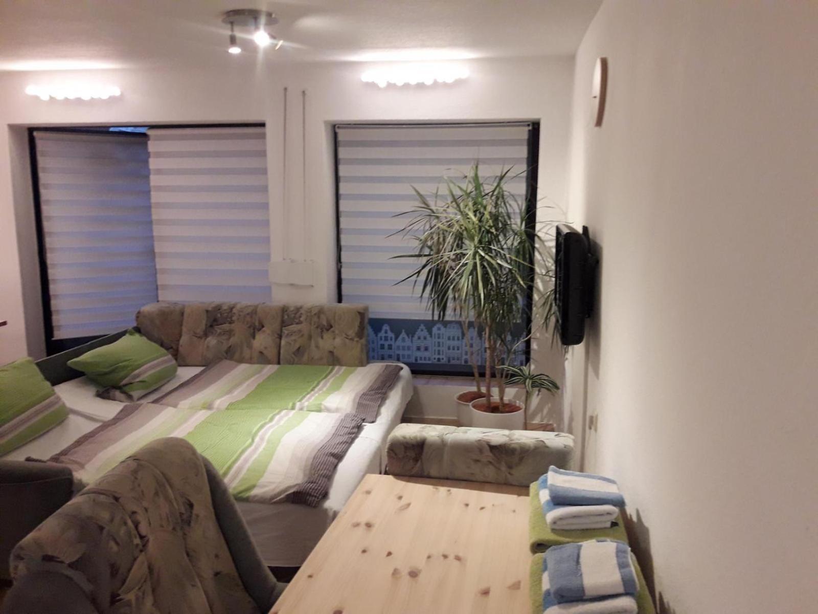 Kleine Ferienwohnung Am Stadtrand Von Λειψία Εξωτερικό φωτογραφία