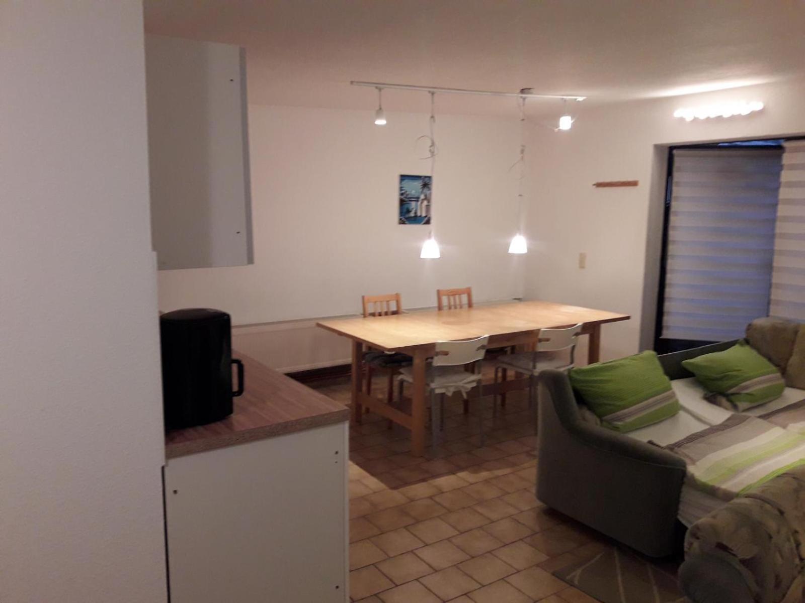 Kleine Ferienwohnung Am Stadtrand Von Λειψία Εξωτερικό φωτογραφία