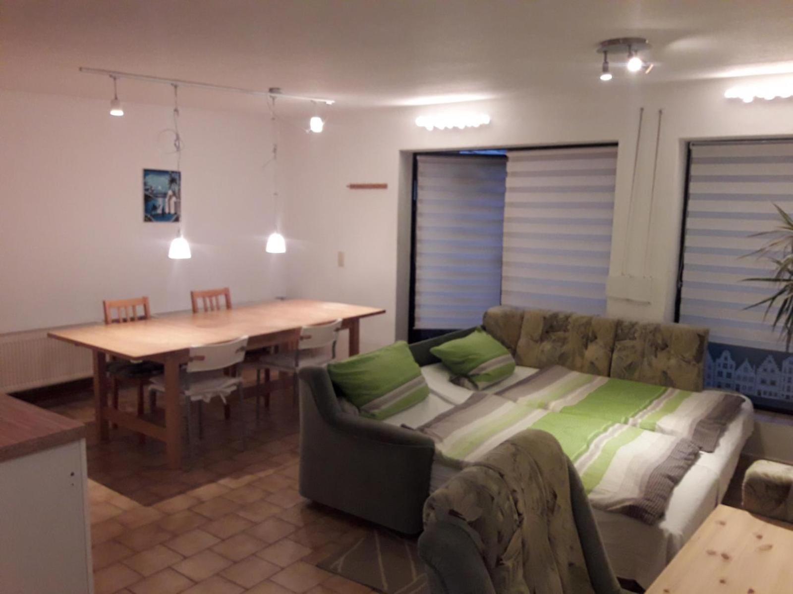 Kleine Ferienwohnung Am Stadtrand Von Λειψία Εξωτερικό φωτογραφία
